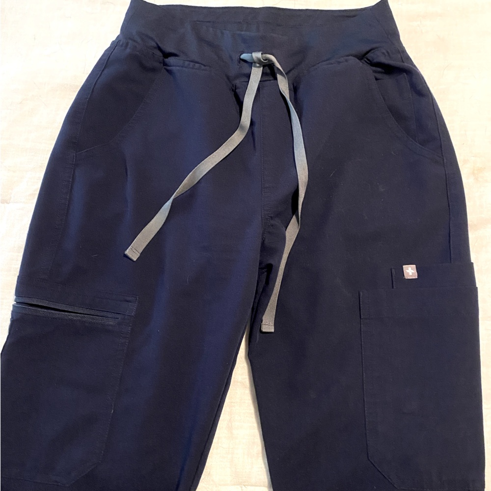 FIGS High Waisted Yola Skinny Scrub Pants
